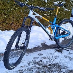 VTT Superfoxy Mondraker Carbon RR ED2 2024, sous garantie