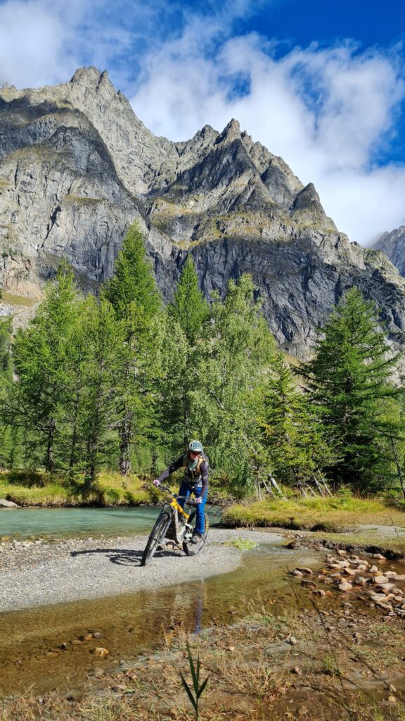 vertical aventure aravebike tour du mont blanc 2