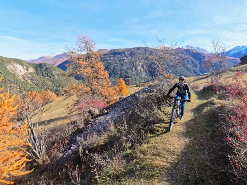 couleurs automne queyras voyage velo vtt electrique