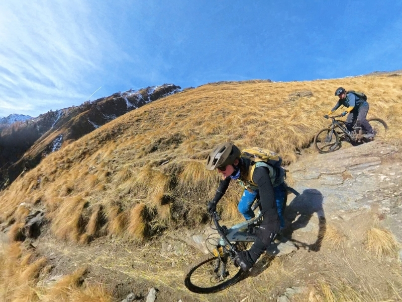 descente rochers niveau 3 vtt electrique montagne