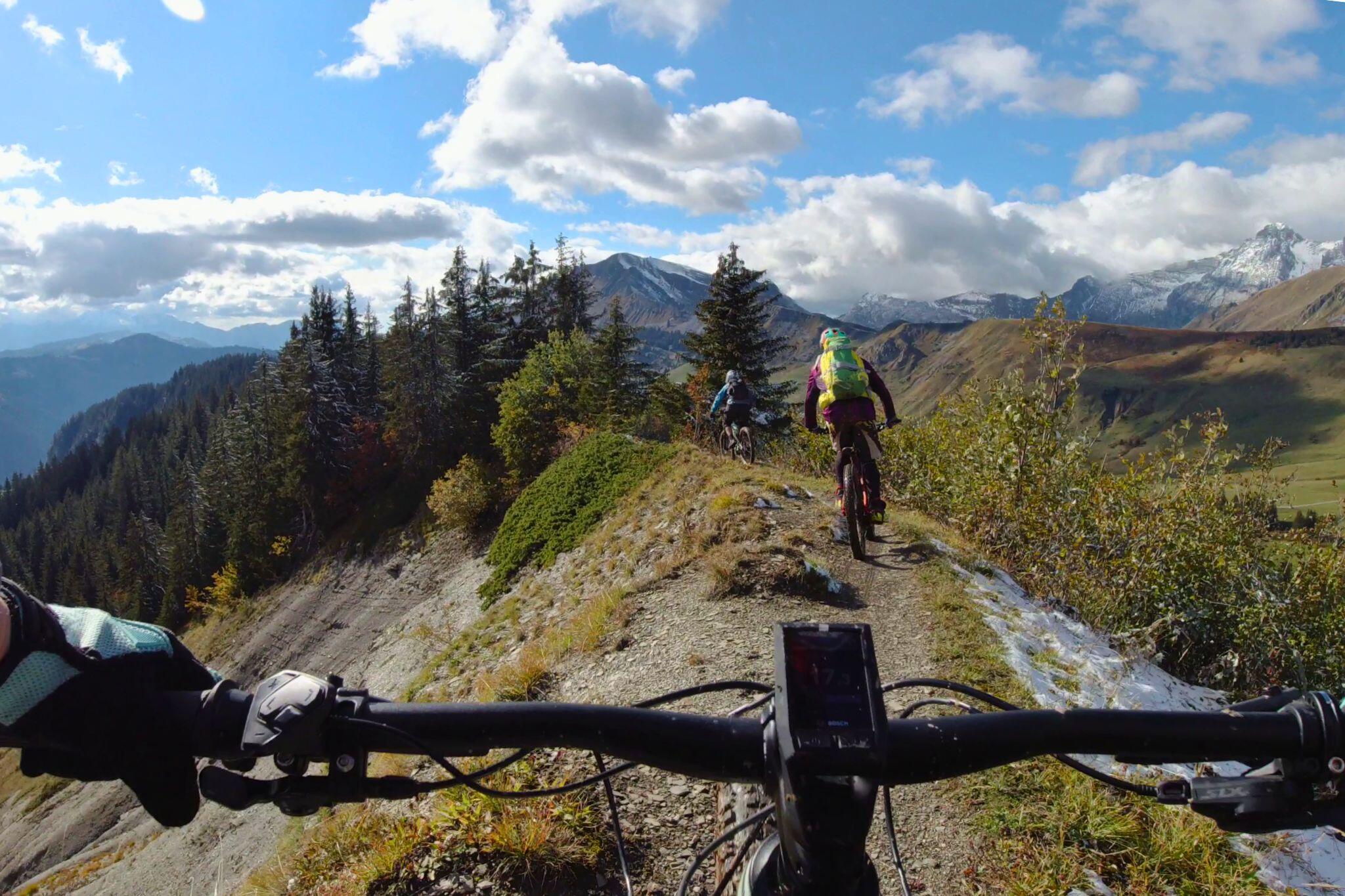 sortie vtt electrique sur crete annes direction aravis