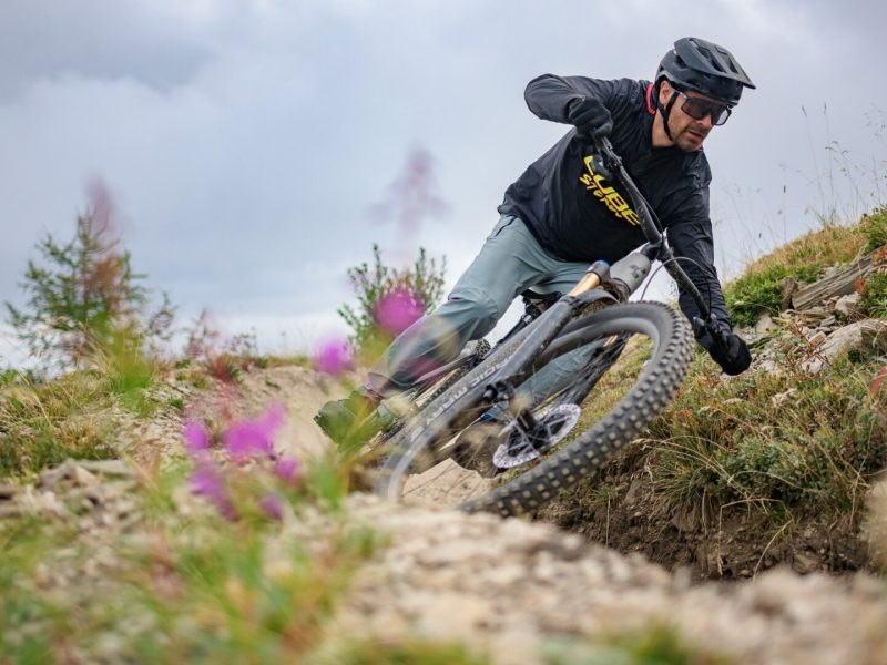 enduro bikepark electrique (cube bikes)